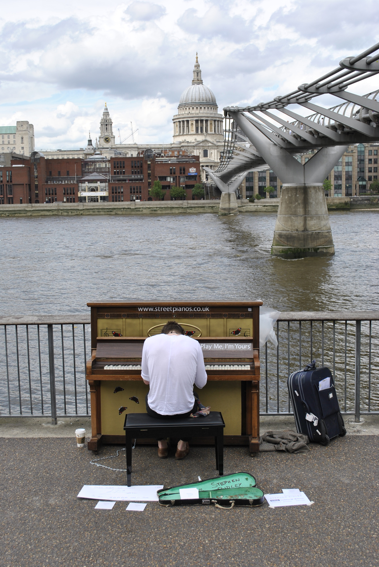 PianistAtTheRiver